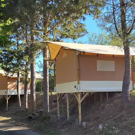 Camping Le Val De Cesse Mirepeisset Exterior foto