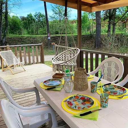 Camping Le Val De Cesse Mirepeisset Exterior photo