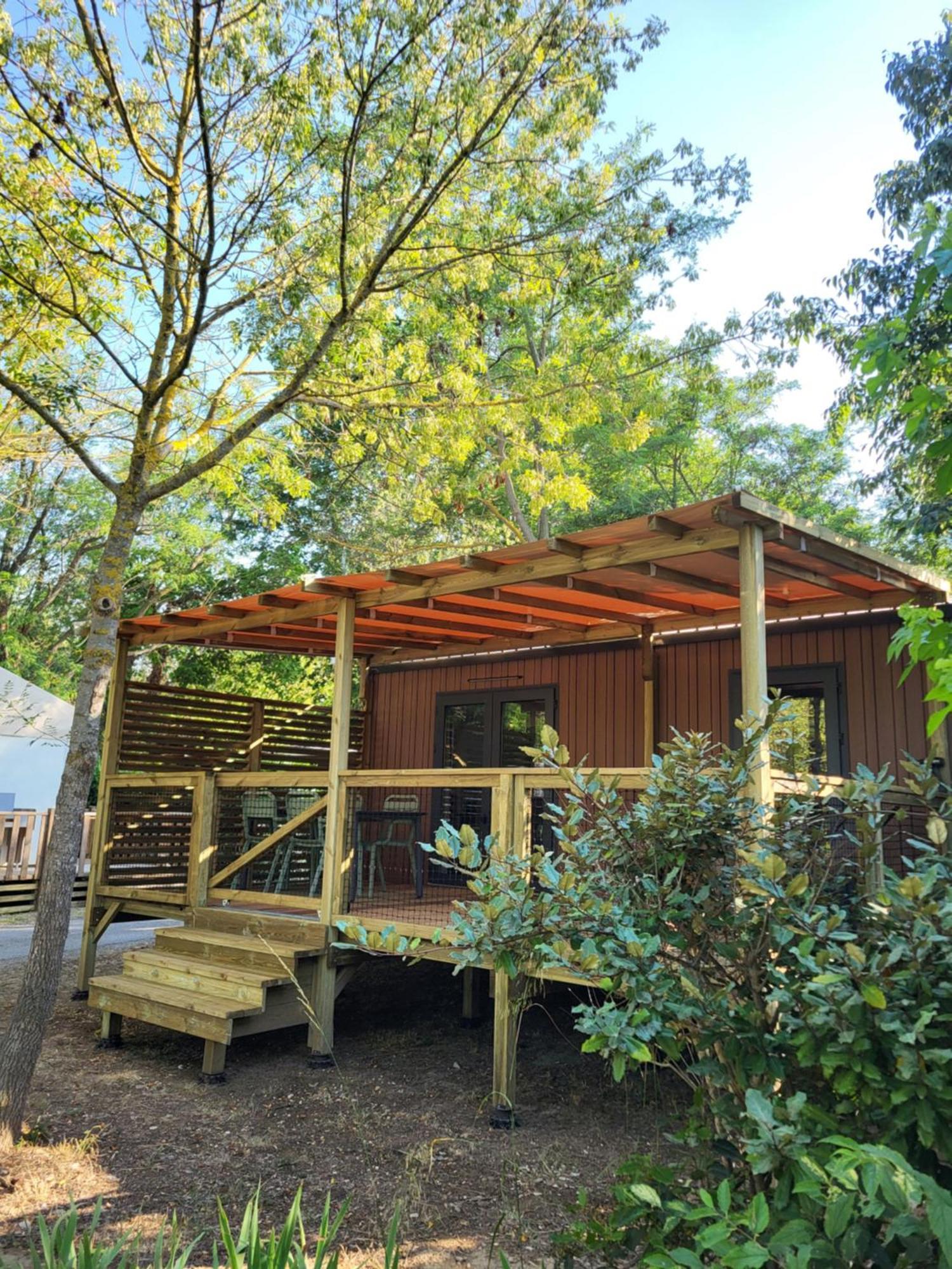 Camping Le Val De Cesse Mirepeisset