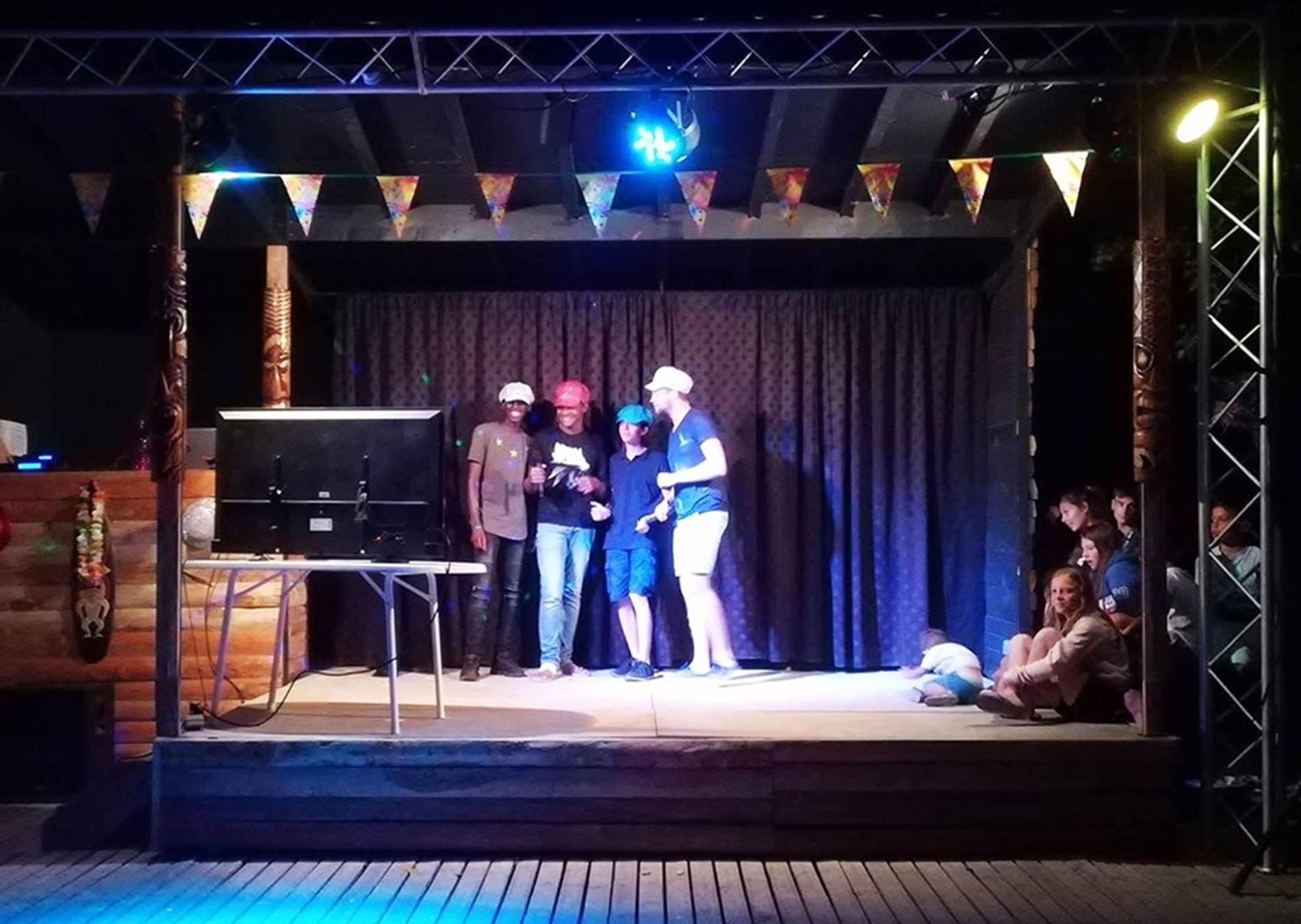 Camping Le Val De Cesse Mirepeisset